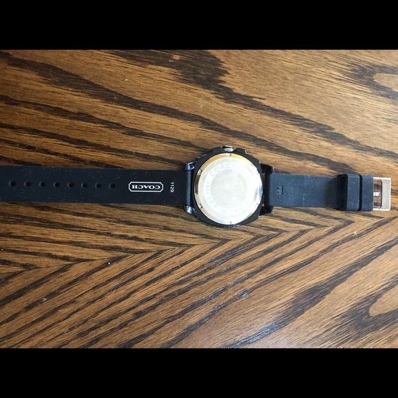 Watch - Picture 3 of 3